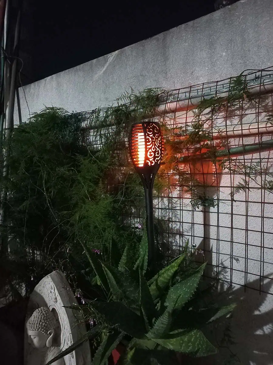luz solar de antorcha para el jardin