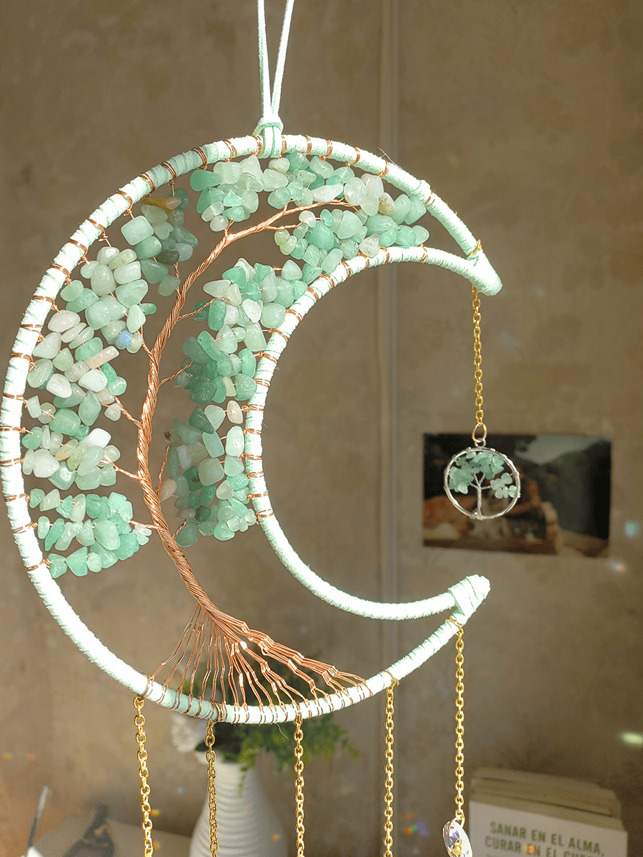 Atrapasol de luna con cuarsos verde