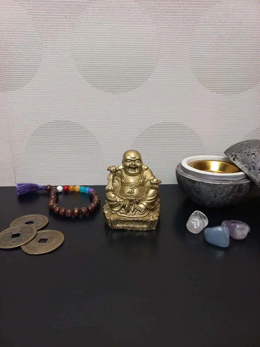 imagen de un Budai de la abundancia con lingote