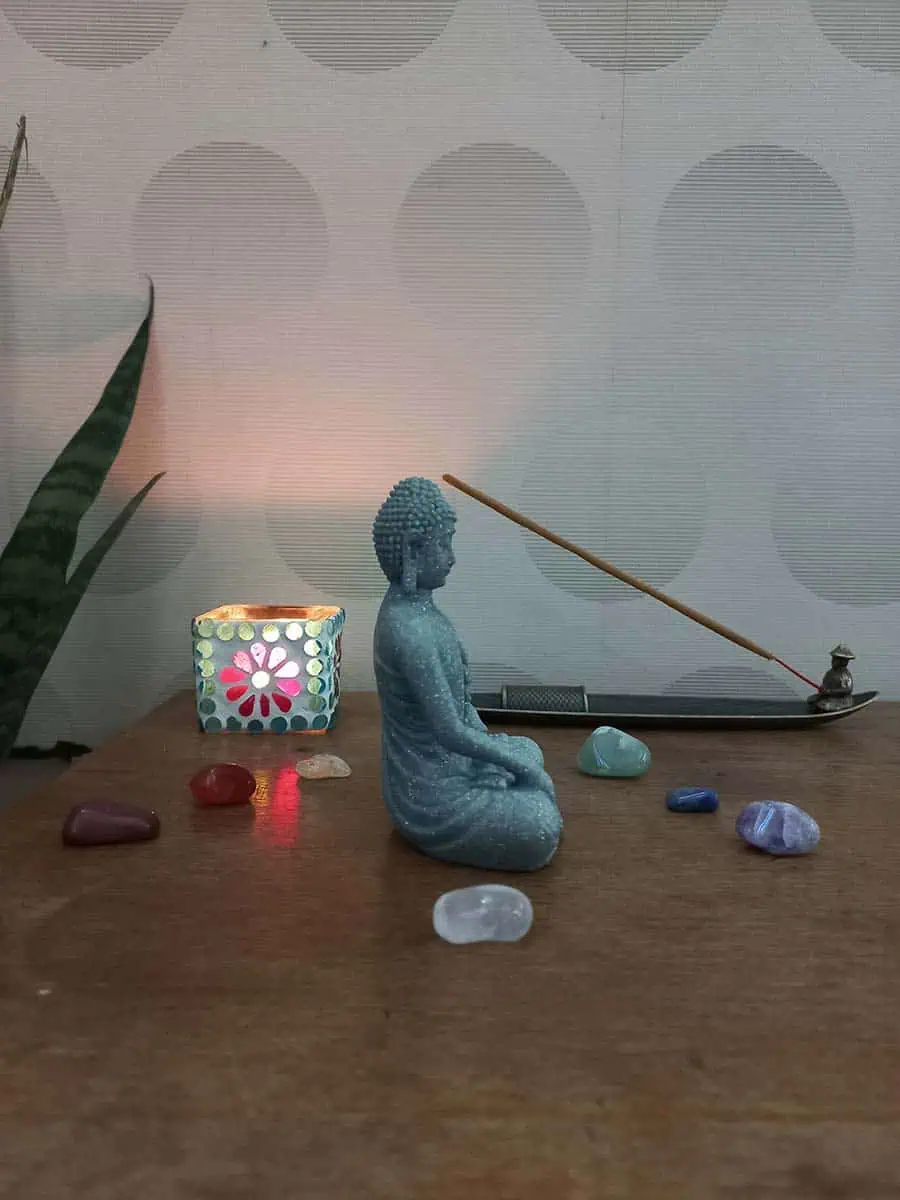 imagen de Buda Mudra Bhumisparsha