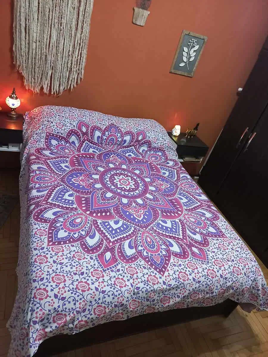 Cubrecama hindu con Mandala Rosa