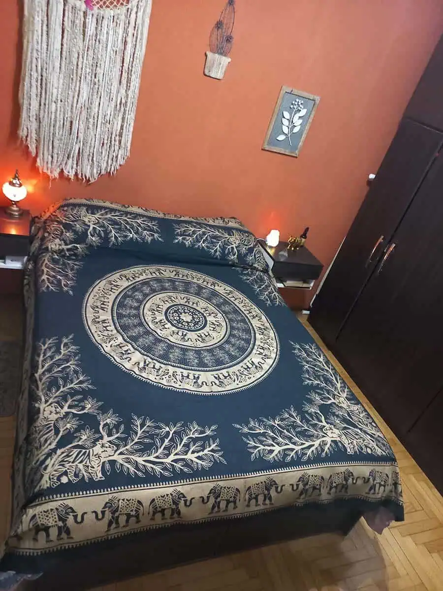 Cubrecama hindu Dorado con Mandala