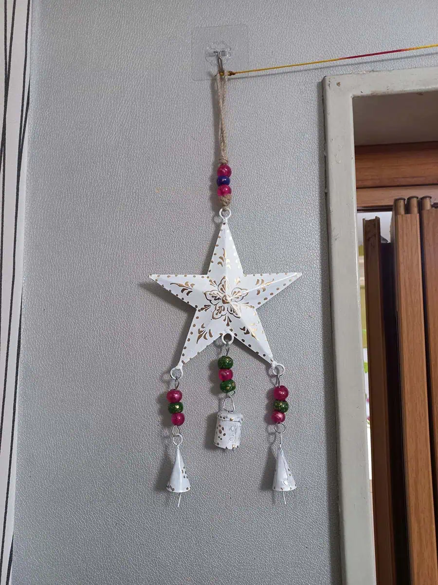 Estrella colgante blanca