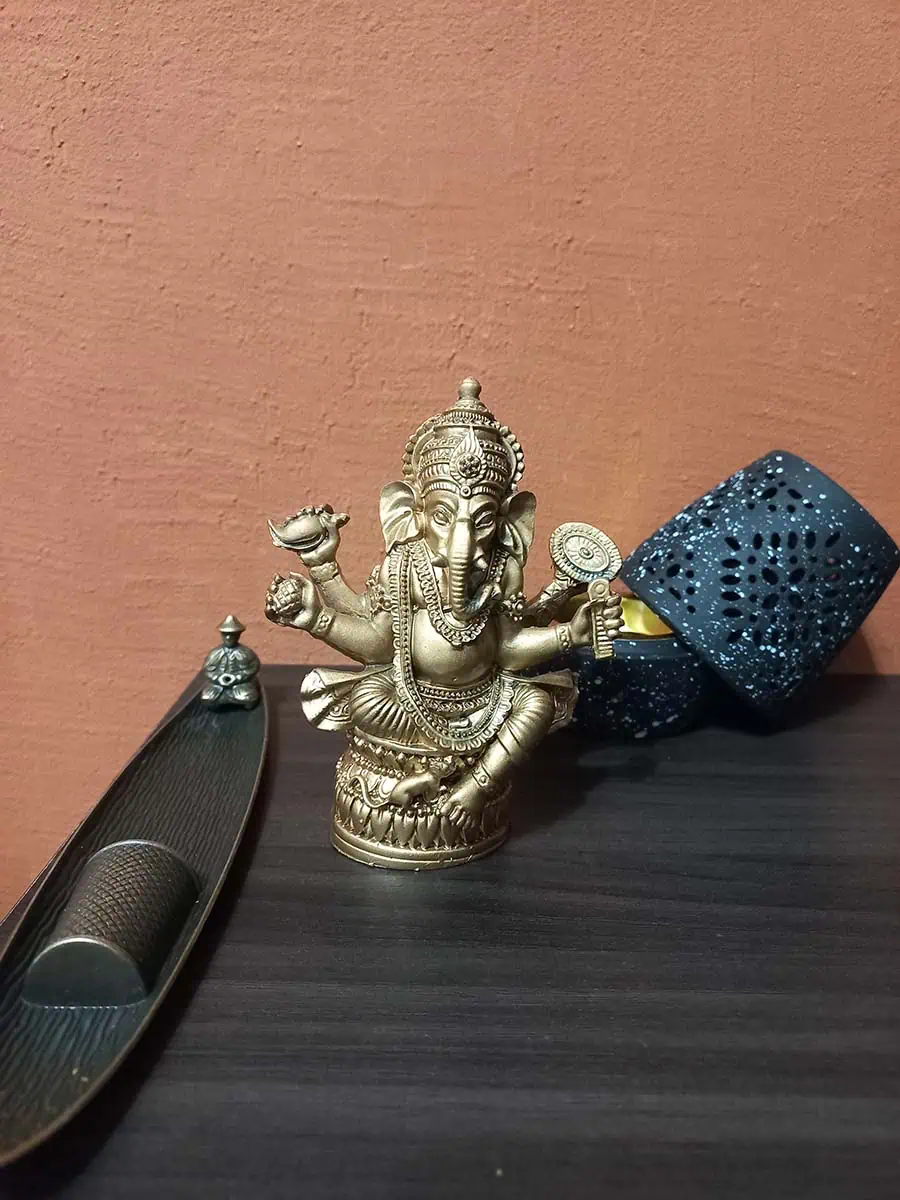 Ganesha dorada chica