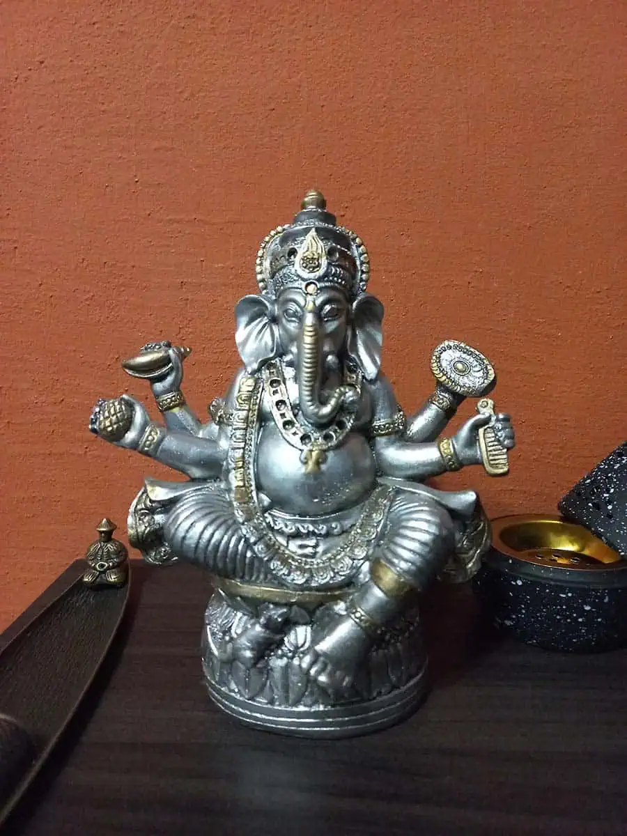 Ganesha Plateada 