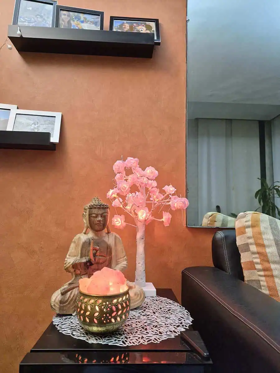 Lámpara USB de árbol con rosas para mesa de luz o escritorio