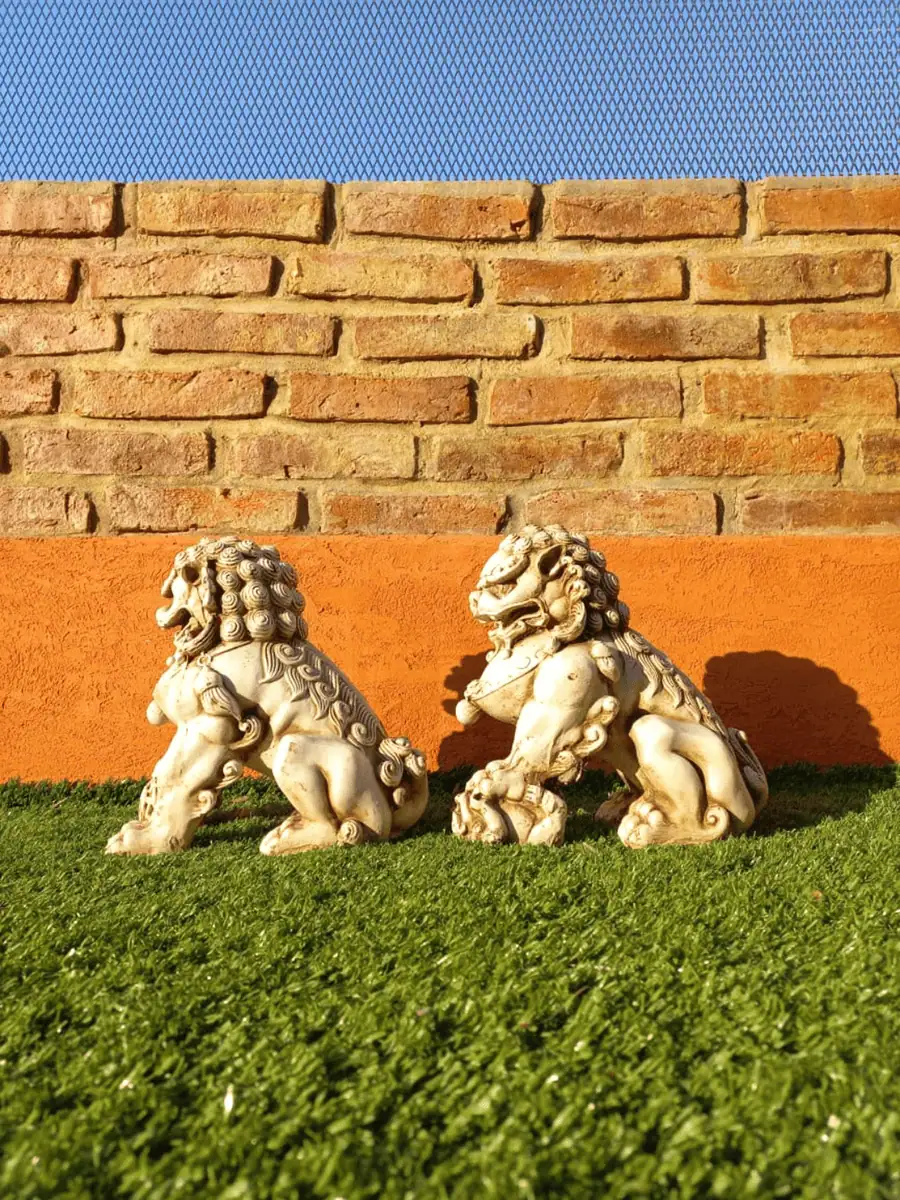imagen de una pareja de leones fuu para el jardin