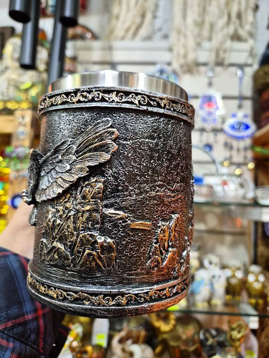 taza estilo medieval o vikinga de acero inoxcidable de aguila plateada