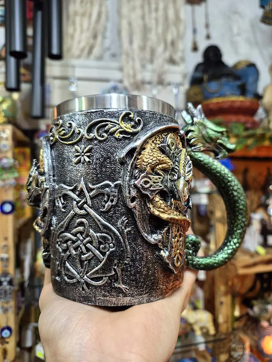 taza estilo medieval o vikinga de acero inoxcidable de Dragón